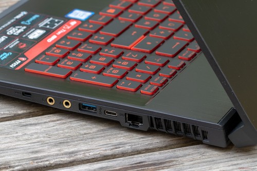 Msi gf75 thin 8rd 8750h - 8rd,,